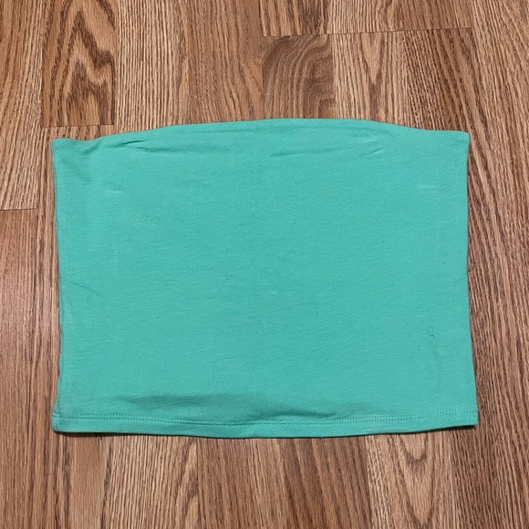 Wild Fable Geen Tube Top - Picture 2 of 4